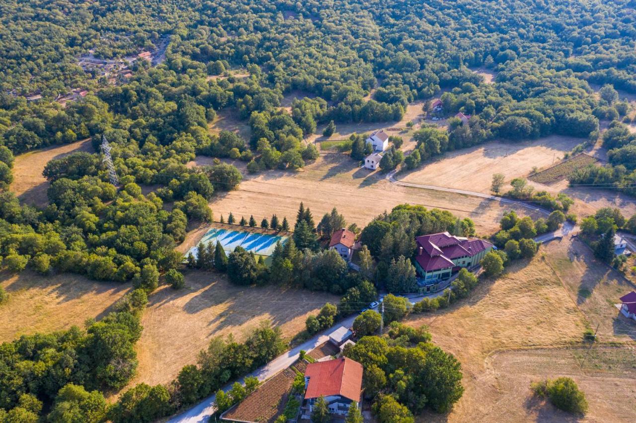 Holiday Resort Zlatni Dol Mostar Goranci Kültér fotó