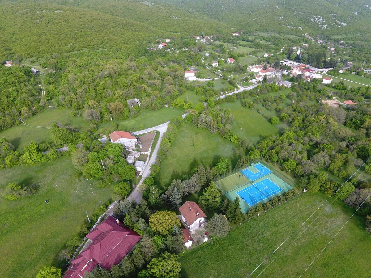 Holiday Resort Zlatni Dol Mostar Goranci Kültér fotó